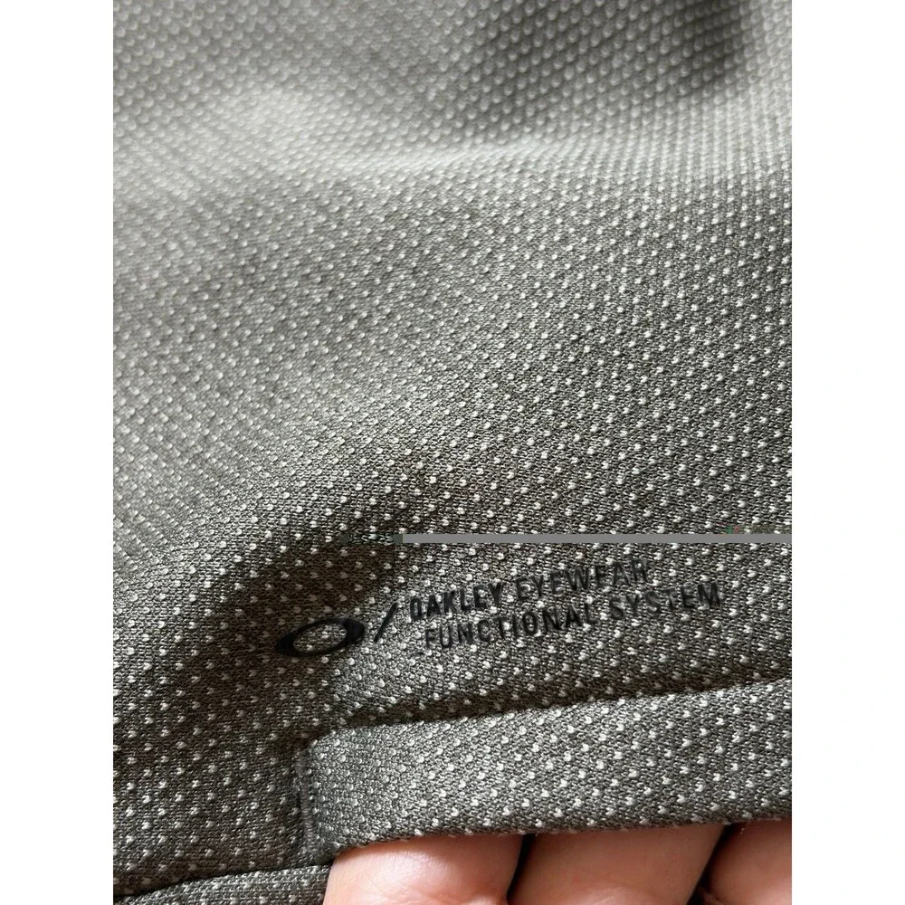 Oakley mens xxl